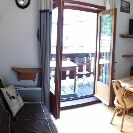 Apartment 2 Pieces Pour 4 Pers, Expose Sud, Proche Telesiege Et Commodites, Balcon, Parking - Fr-1-263-139 Valloire